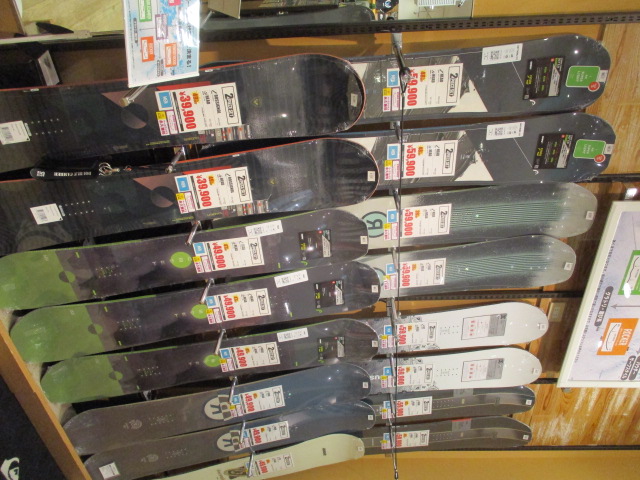 スノーボード用品大量入荷