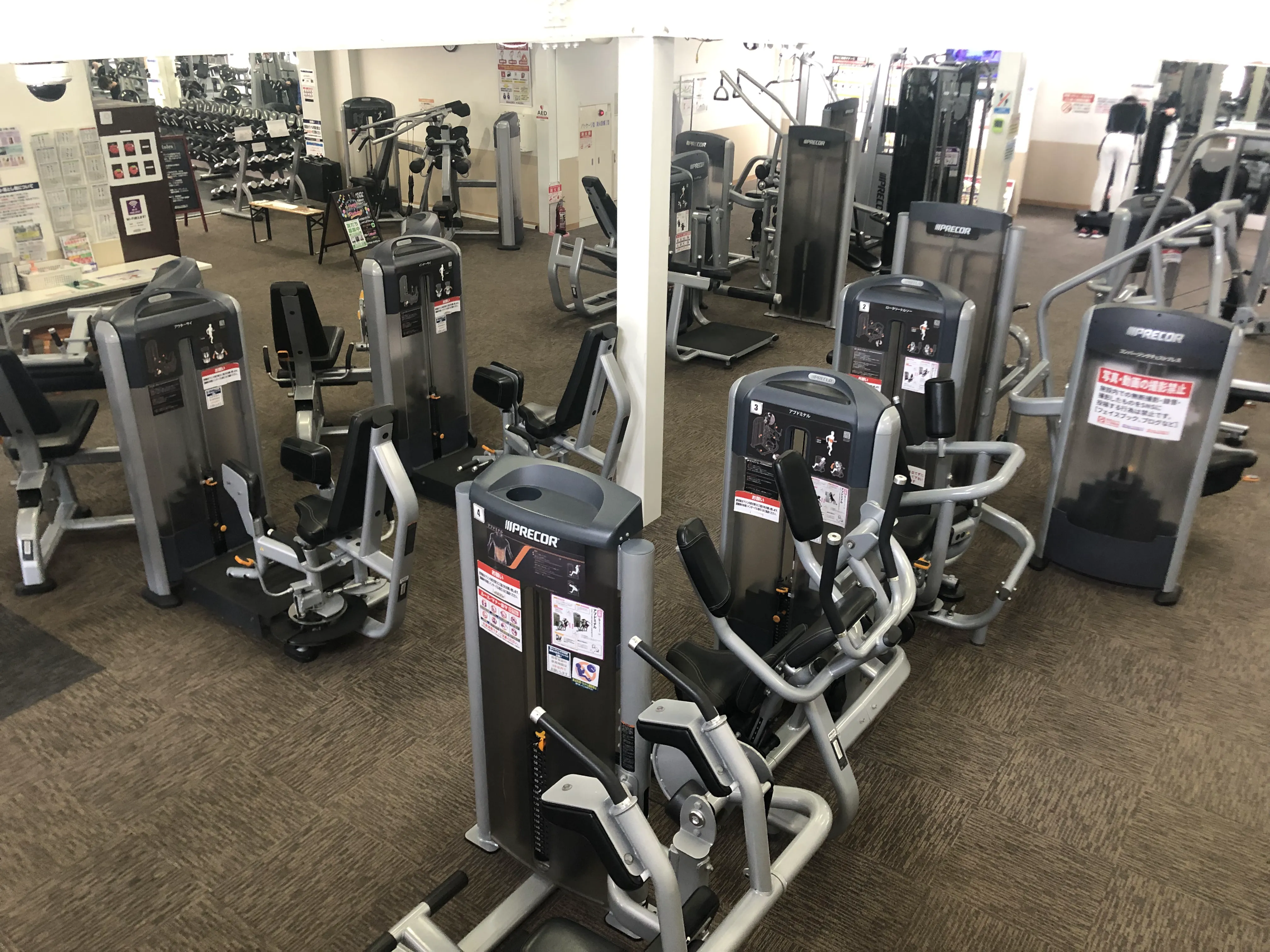 筋トレマシンエリア