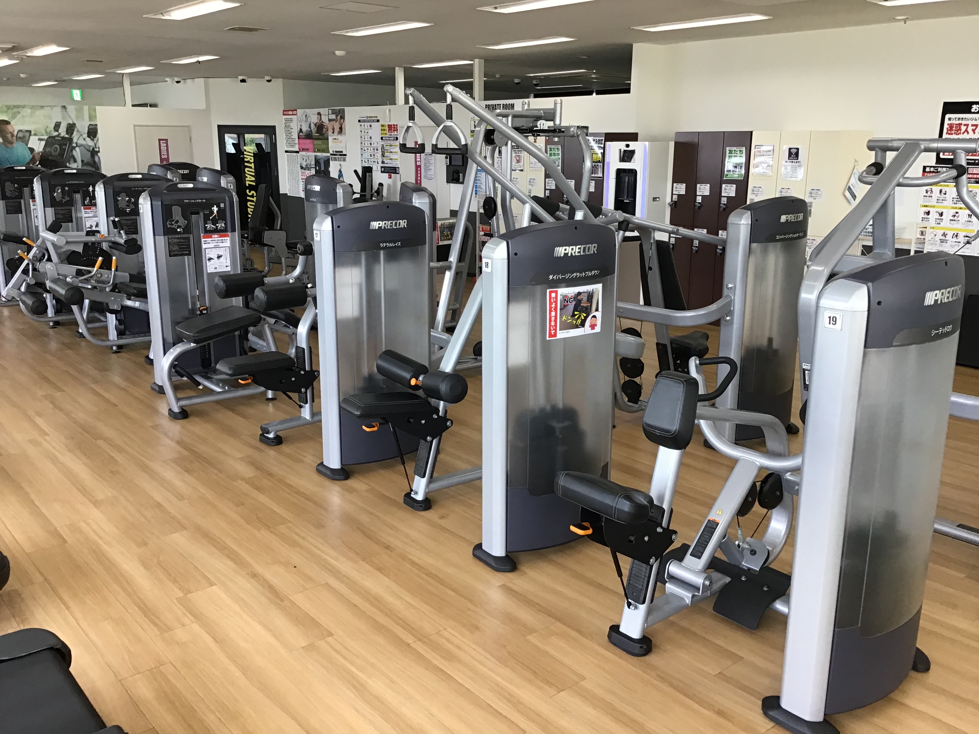 筋トレマシンエリア