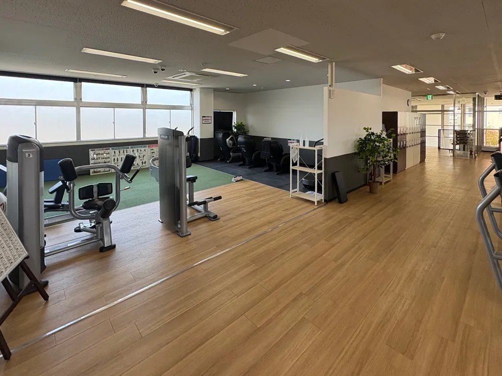 2F筋トレマシンエリア