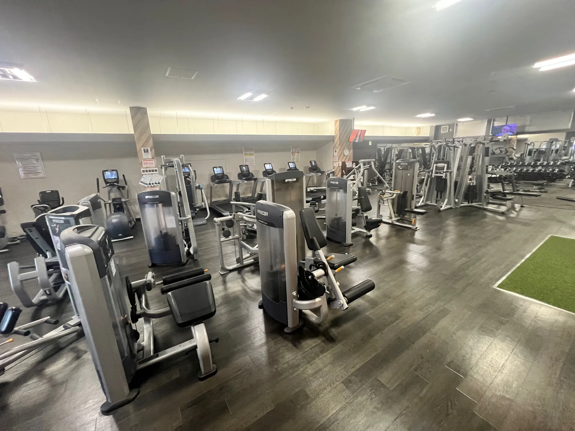 筋トレマシンエリア