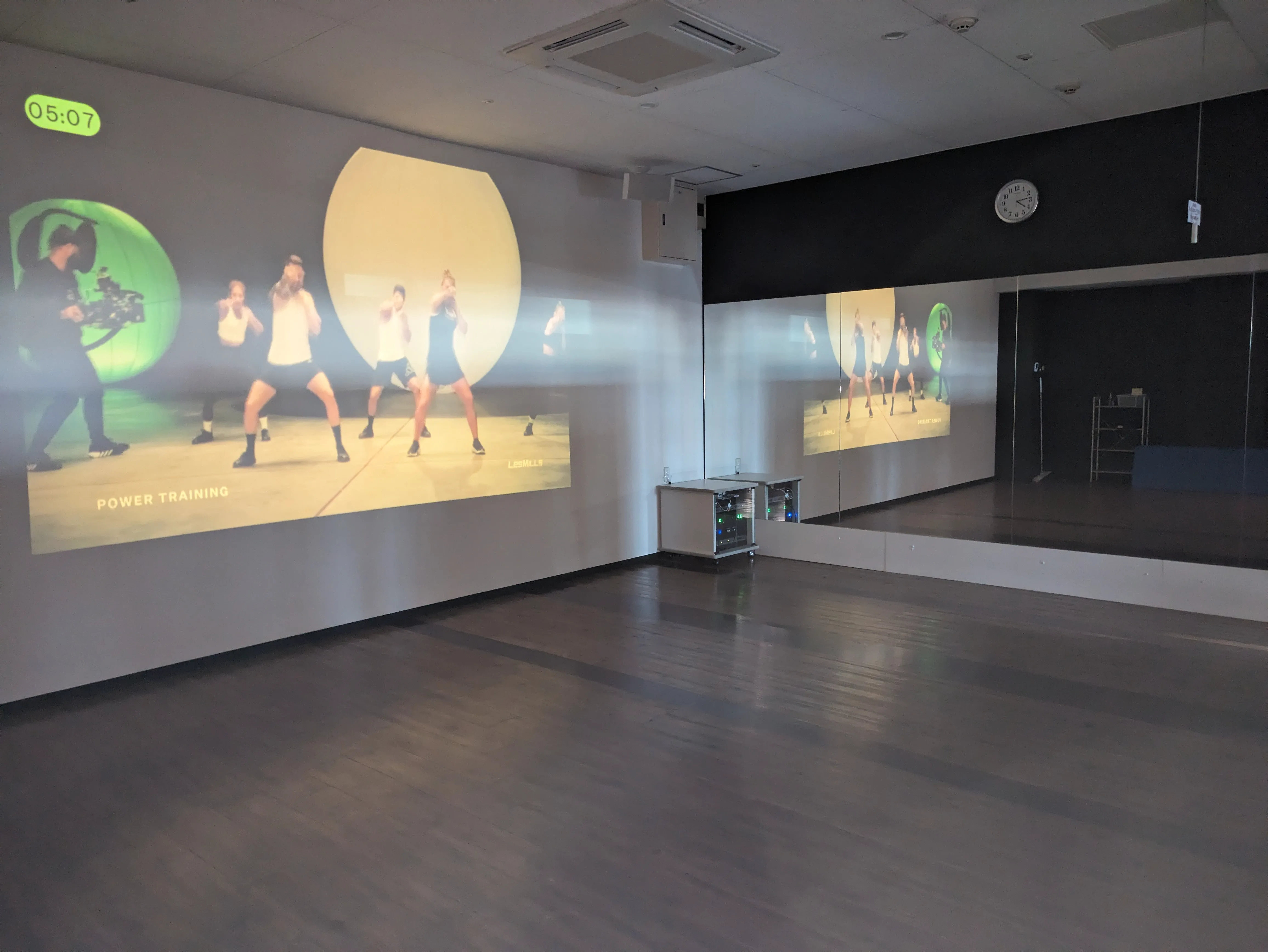 バーチャルスタジオ