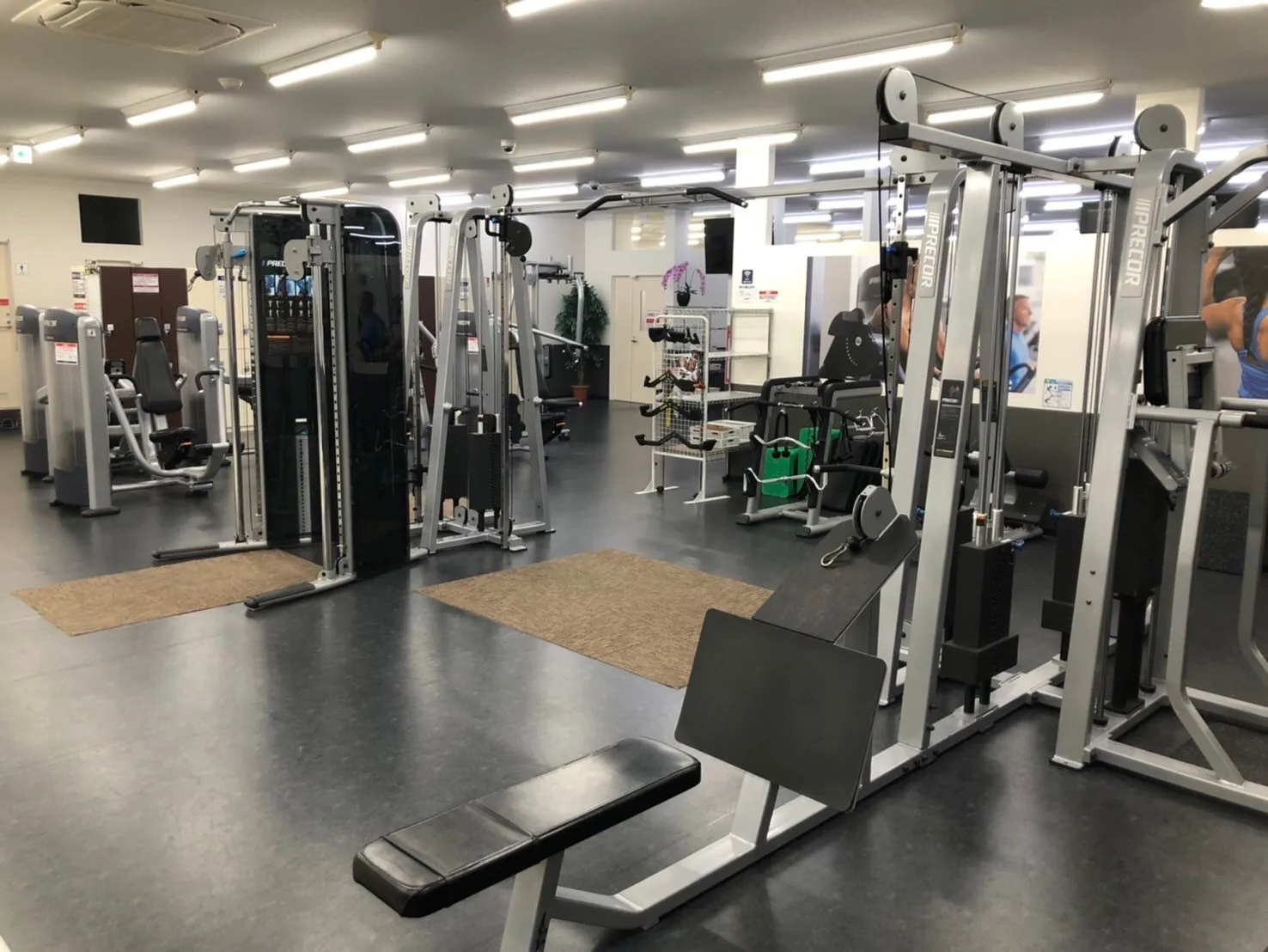 筋トレマシンエリア