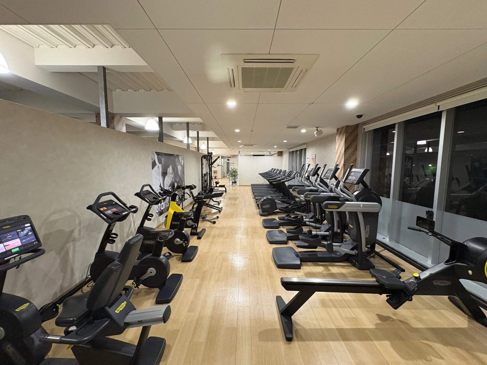 有酸素マシンエリア