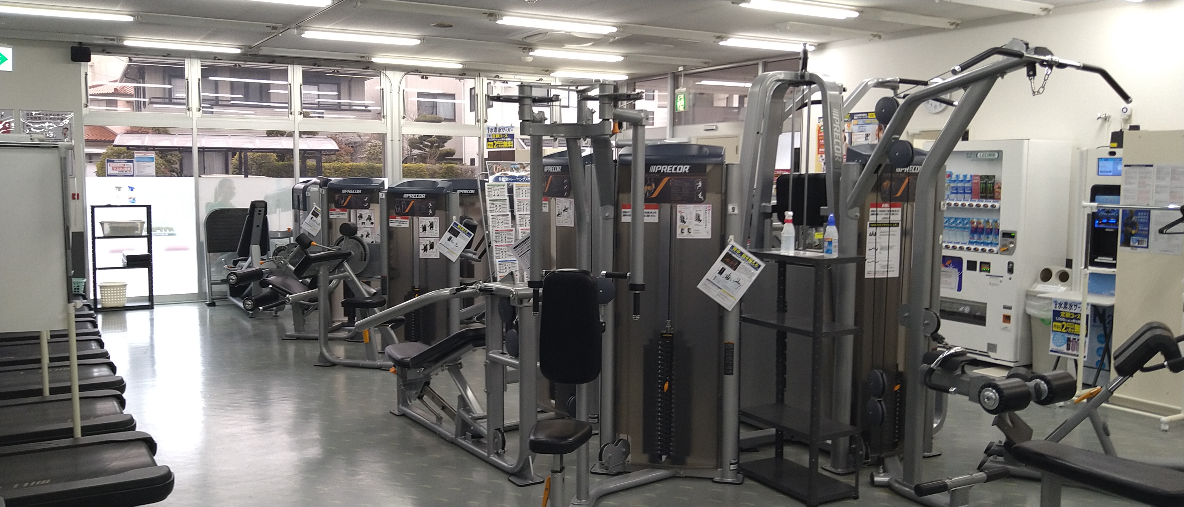 筋トレマシンエリア