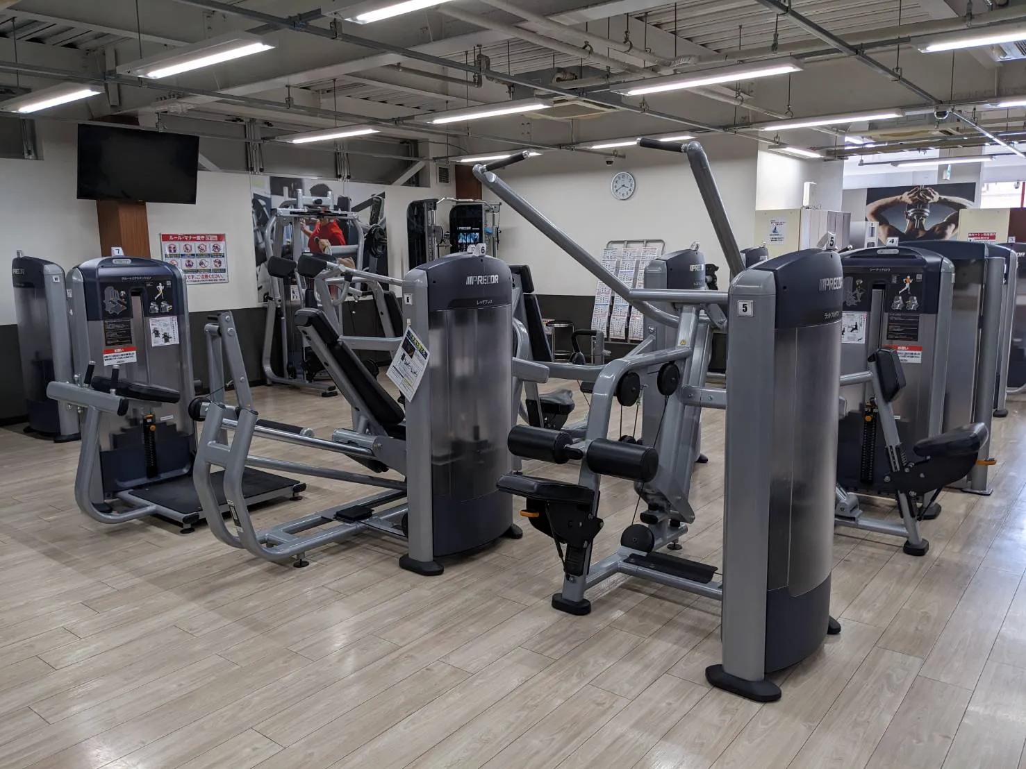 筋トレマシンエリア