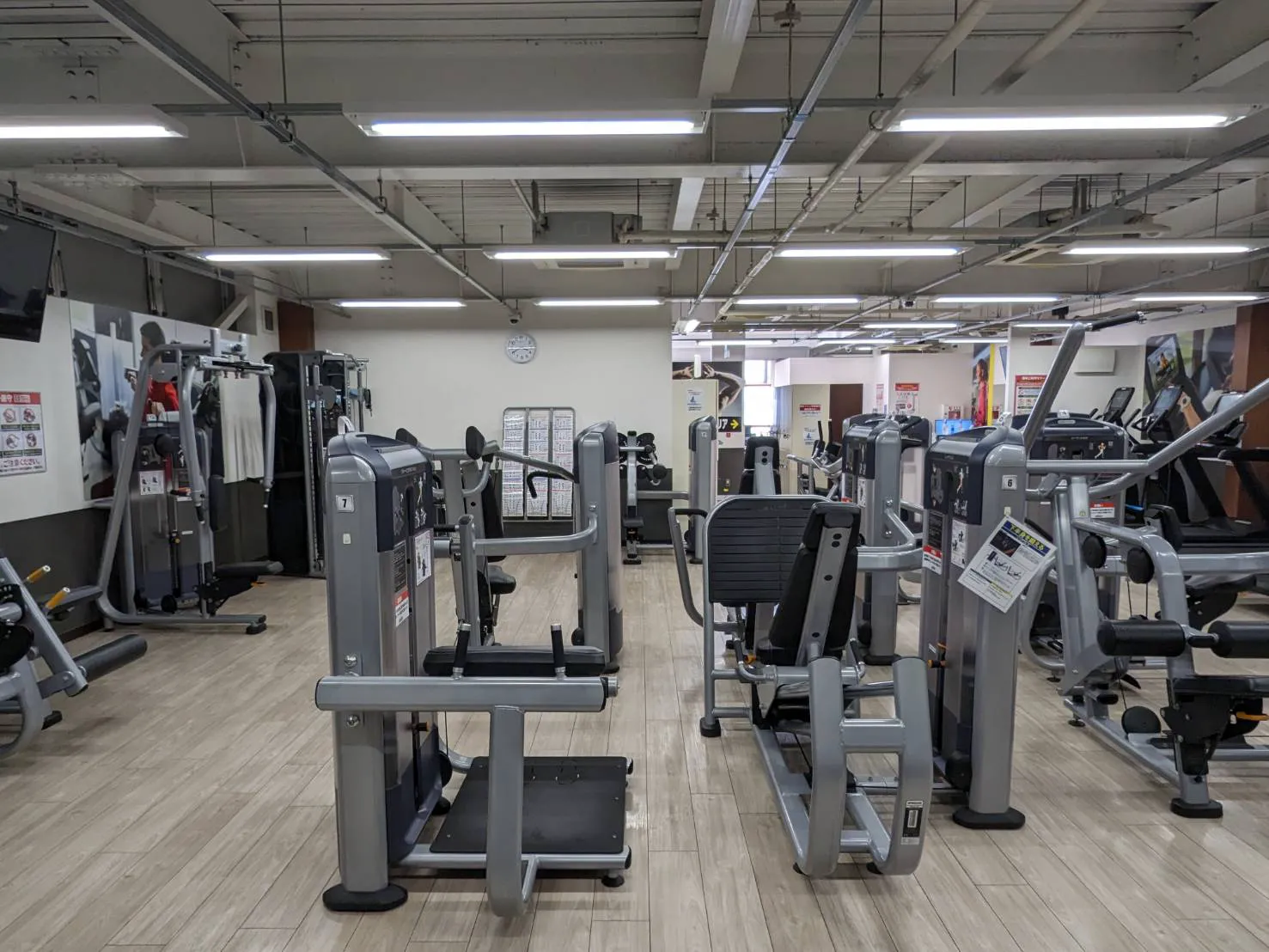 筋トレマシンエリア