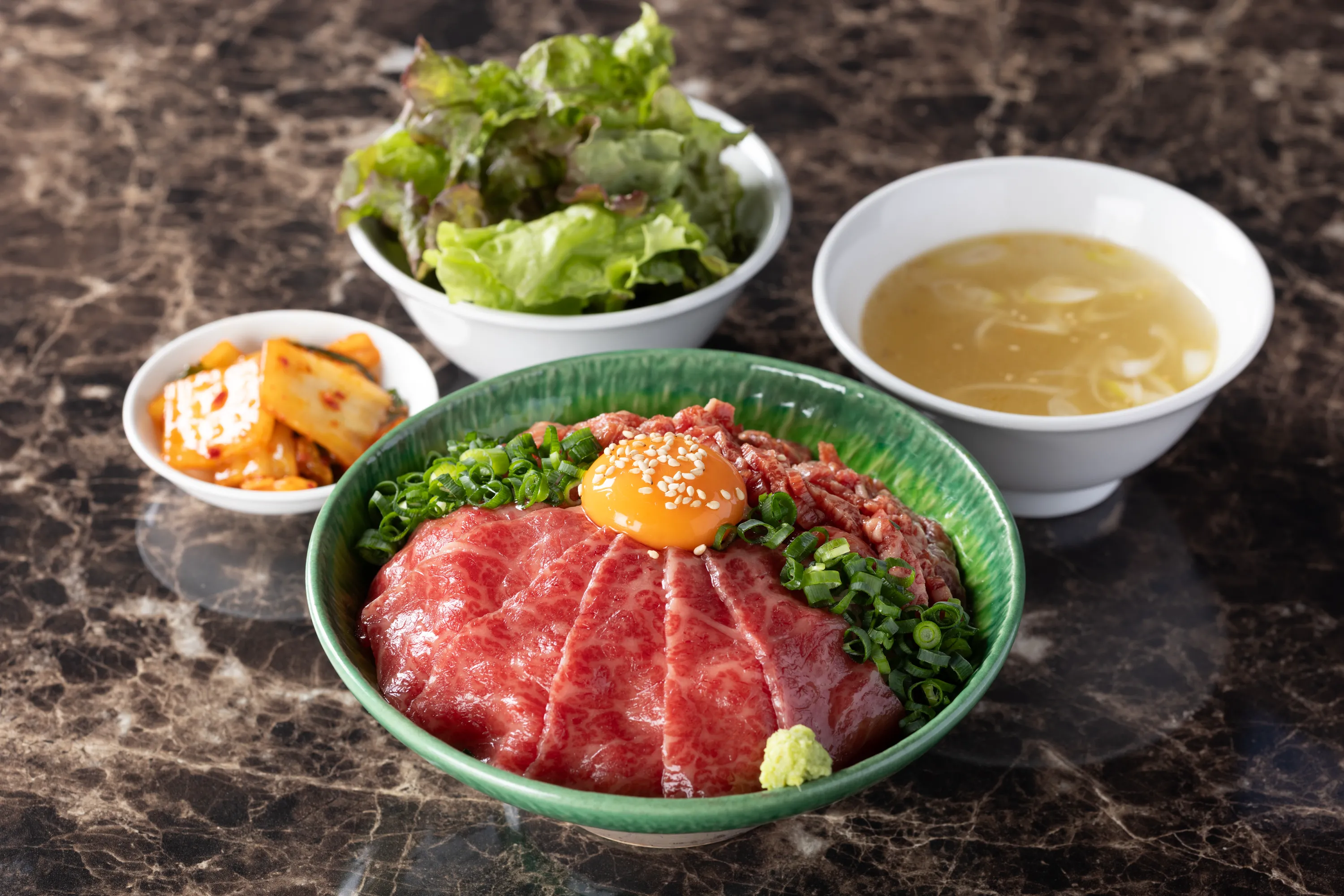❇焼肉❇ 公式】三茶 焼肉 牛8｜GYRO HOLDINGS株式会社
