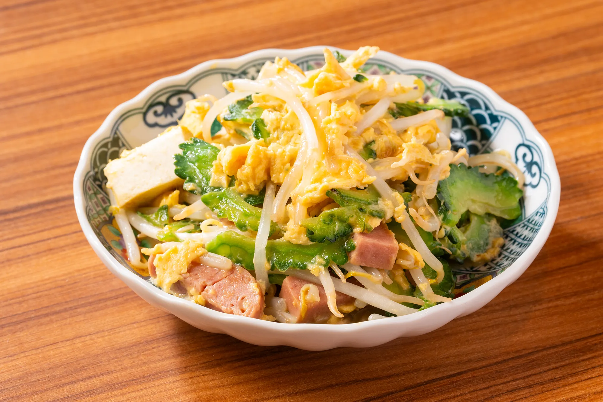 公式】九州沖縄料理と炭火焼き ナンクルナイサ きばいやんせー 市川店