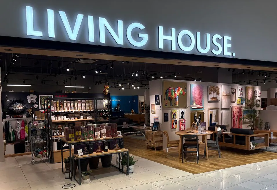 【トレファク イオンモール常滑店】LIVING HOUSEのスライド式アップレンジボードです LIVING HOUSE. イオンモール浜松市野店｜店舗検索｜リビングハウス企業
