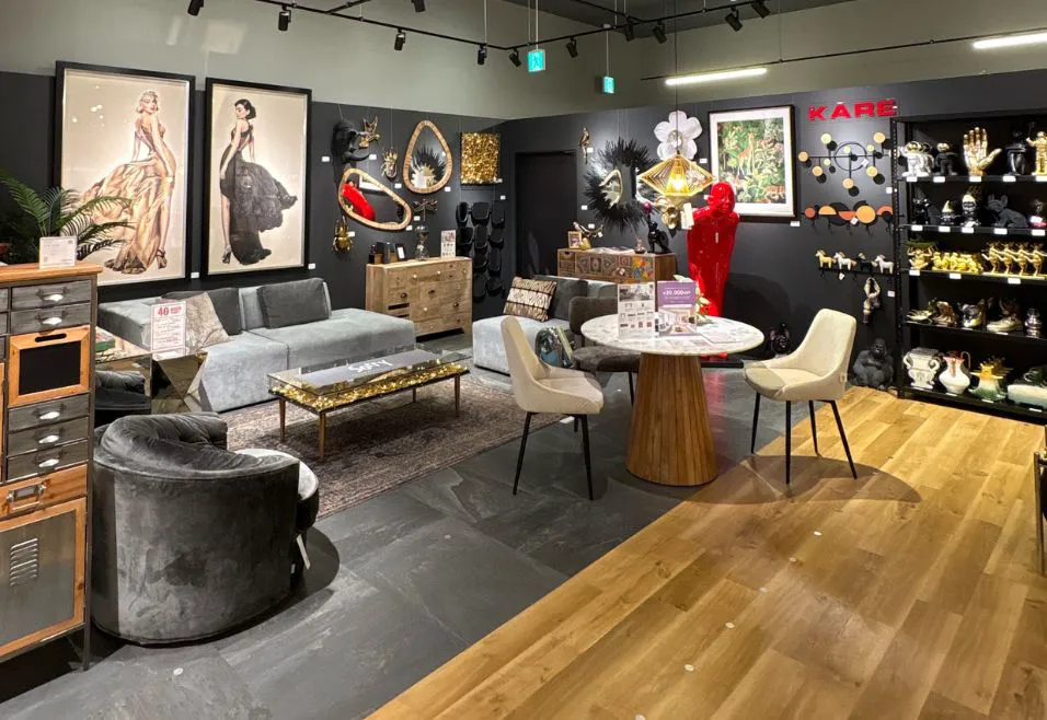 【トレファク イオンモール常滑店】LIVING HOUSEのスライド式アップレンジボードです LIVING HOUSE. イオンモール浜松市野店｜店舗検索｜リビングハウス企業