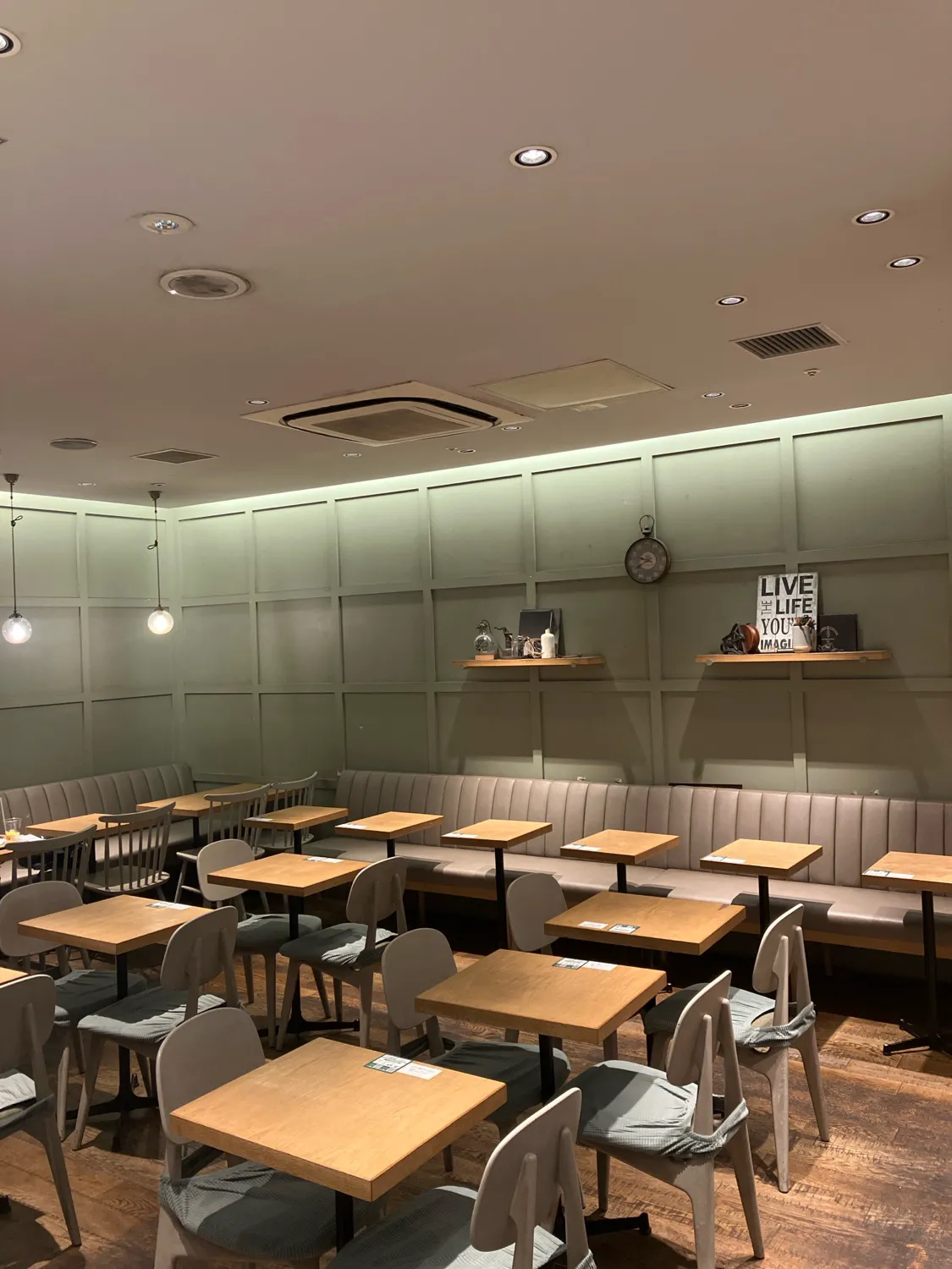 公式】フレッシュネスバーガーEchika池袋店