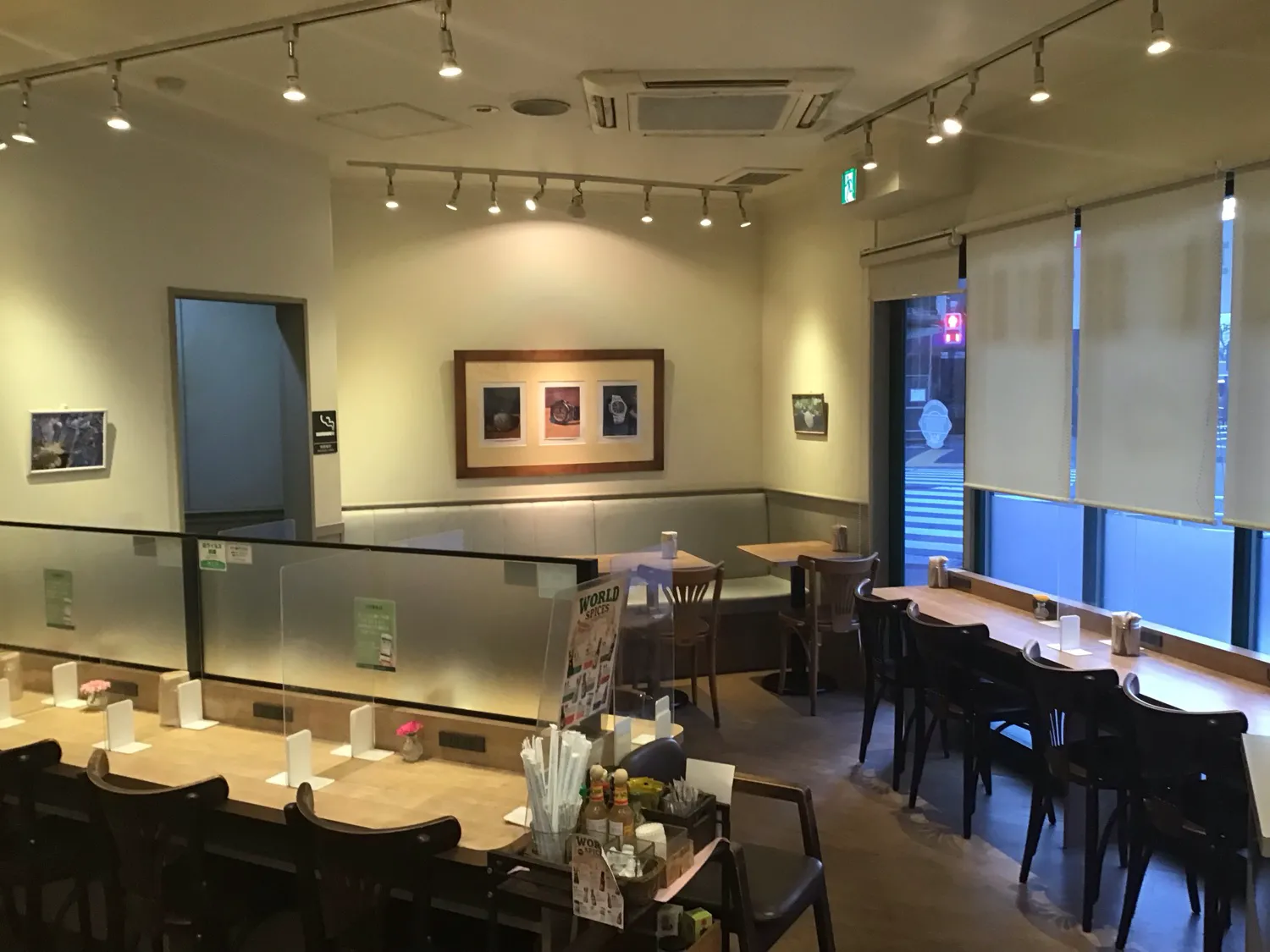 公式】フレッシュネスバーガー中野北口店