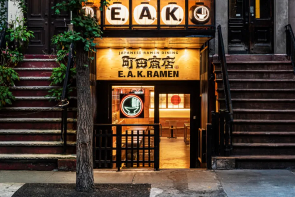 k adachi　マンハッタン 公式】IZAKAYA E.A.K. Hell's Kitchen｜株式会社ギフト